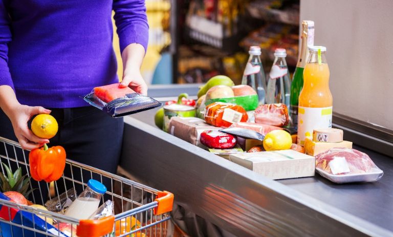 کسانی که کارت بانکی ندارند چطور کالابرگ بگیرند؟