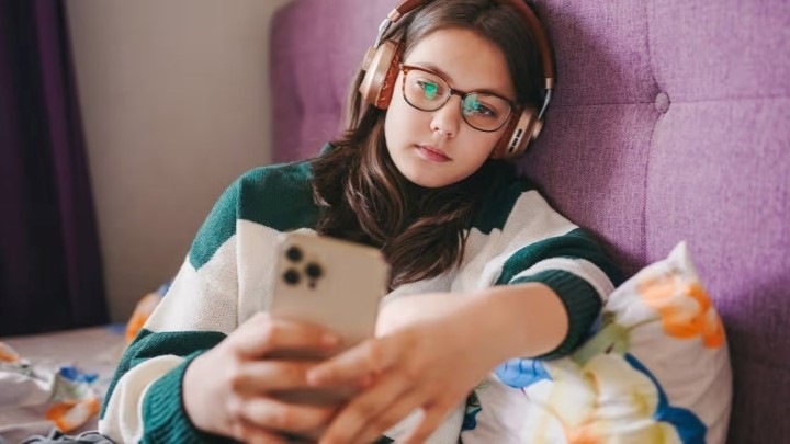 نشانه‌های آمادگی نوجوان برای تنها ماندن در خانه