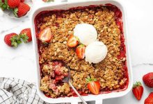 طرز تهیه دسر رژیمی با توت فرنگی؛ مناسب ورزشکاران