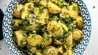 طرز تهیه سالاد سیب زمینی و تره فرنگی