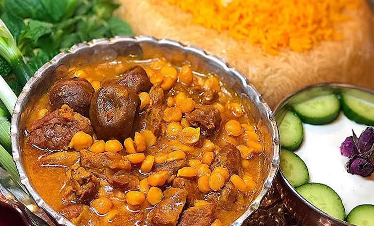 طرز تهیه خورشت نخود؛ ساده و فوری