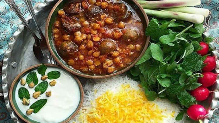 نکات و فوت‌وفن های طرز تهیه خورشت نخود 