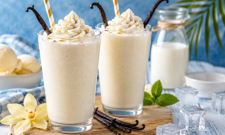 نکات و فوت‌وفن های طرز تهیه اسموتی وانیلی