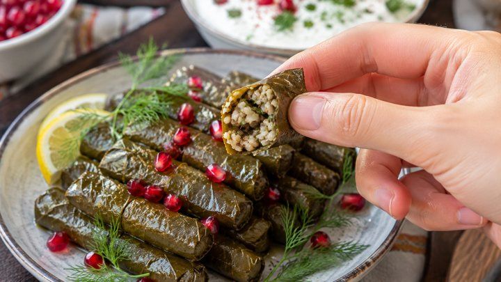 نکات و فوت‌و‌فن های طرز تهیه دلمه آذربایجانی با برگ مو