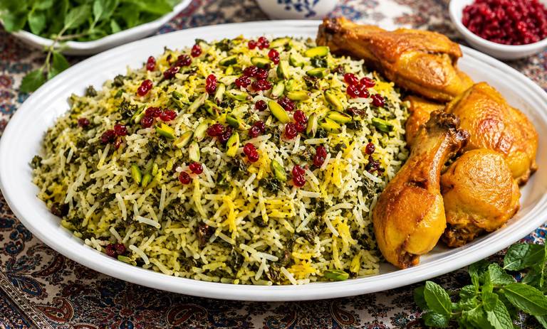 طرز تهیه کاهو پلو با مرغ؛ غذای جدید و متفاوت