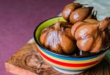 10 فوت‌وفن طلایی برای خوشمزه‌تر شدن سیر ترشی