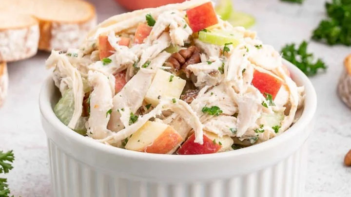 نکات و فوتوفن های طرز تهیه سالاد مرغ رژیمی با پروماست