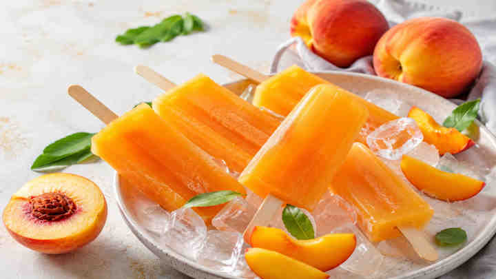 نکات و فوت‌وفن های طرز تهیه بستنی یخی هلو