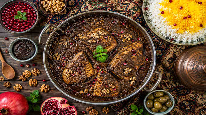 نکات و فوت‌وفن های طرز تهیه ماهی فسنجان شمالی