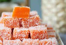 طرز تهیه لوکوم هلو؛ نرم و میوه‌ای به سبک ترکی