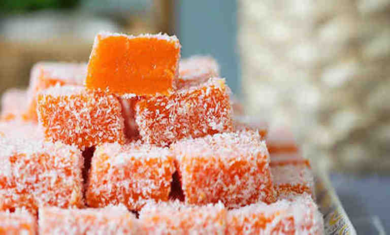 طرز تهیه لوکوم هلو؛ نرم و میوه‌ای به سبک ترکی