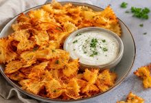 طرز تهیه چیپس پاستا؛ آسان در فر و ایرفرایر