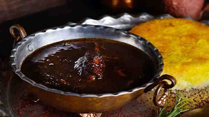 نکات و فوت‌وفن های طرز تهیه فسنجان با مرغ مجلسی