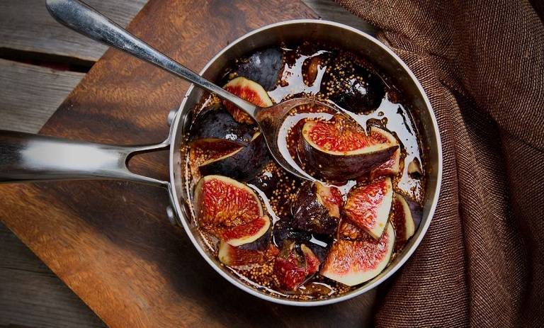 طرز تهیه شیره انجیر فوری؛ روش آسان با انجیر تازه یا خشک