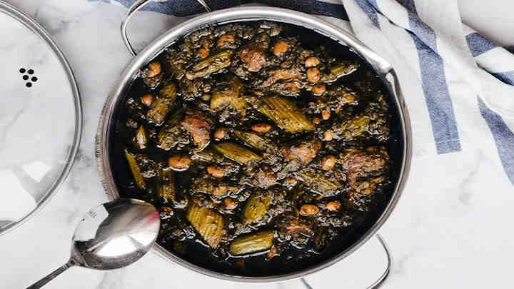 نکات و فوتوفن های طرز تهیه خورشت کرفس مجلسی نکات و فوتوفن های طرز تهیه خورشت کرفس مجلسی