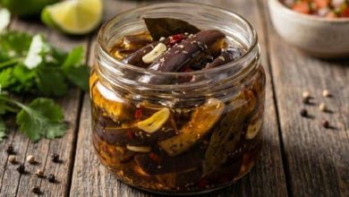طرز تهیه ترشی بادمجان ساده با پوست؛ فوری و خوشمزه