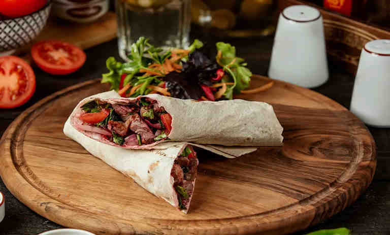 طرز تهیه دونر کباب ترکی به روش خانگی+ نکات و فوت‌و‌فن ها