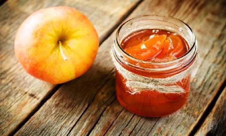 طرز تهیه مربا سیب خانگی؛ خوش‌رنگ و خوش‌عطر+ نکات شکرک نزدن